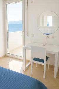 White Residence Apartament