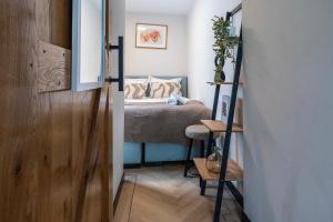 Cozy suite with new shower near Popodium 013