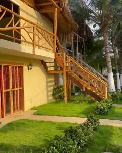 Waikiki Beach Boutique Hostel