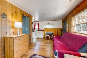 Hidden Villa Cottage #1 - The Nautical Cottage