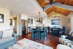 Newport Sunshine #C208