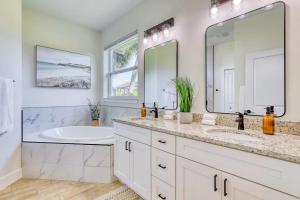 New Modern Tuscan Villa Beach 10 Min Heated Pool Luxury