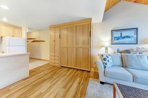 Embarcadero on the Water #G146