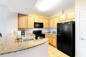 Palms of Destin 1307