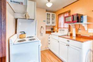 Hidden Villa Cottage #6 - The Starfish Cottage