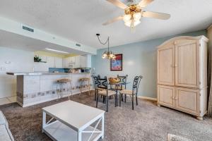 Pelican Beach Resort 1409