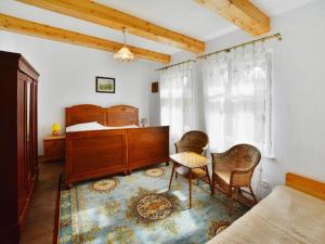 Holiday home with fireplace and private garden