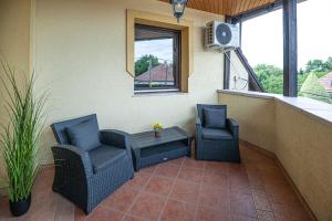 Sunrise Budapest Airport - Free Parking - 120 sqm