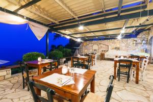 Grekis Beach Hotel and Apartments Messinia Greece