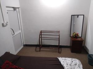 City tour tourist guest and wilpattu safari