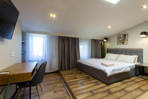 Мансардна квартира біля ТРЦ Нікольський - Харківська набережна 3-7 - 3hvězdičkové hotely ve městě Charkov