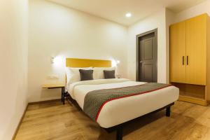 Townhouse Prithvi Resort Near Phoenix Palassio