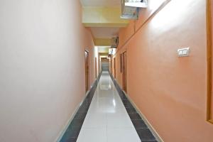 Hotel O Vellore New Bus Terminus Formerly Saibala Lodge