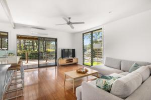 Tin & Timber by Charlesworth