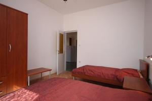 Family-friendly apartments with swimming pool Sukosan, Zadar - 3273