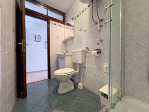 Apartments with parking space Silo, Krk - 18728