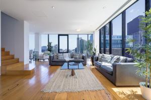 High-End Duplex Penthouse near Casino & MCEC with Two Private Balconies
