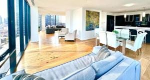 High-End Duplex Penthouse near Casino & MCEC with Two Private Balconies