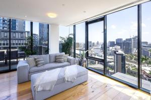 High-End Duplex Penthouse near Casino & MCEC with Two Private Balconies