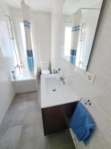 céntrico, tranquilo, garaje, colchones visco, ascensor, luminoso y wifi