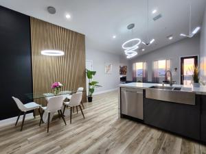 P-Chic Scandinavian Escape, Near Strip & Downtown