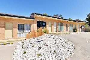 Cranbourne Motor Inn - Devon Meadows