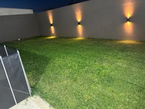 Casa con pileta, todos los servicios