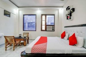 Hotel O Seventy stay in