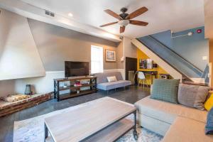 1918 Duplex with Character City Center