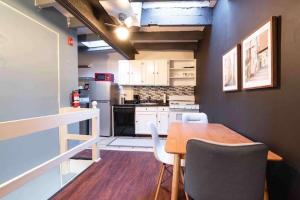 1918 Duplex with Character City Center