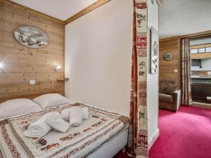 Studio Ski aux Pieds avec WiFi, Centre Proche - FR-1-640-81