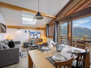 Appartement T3 confortable à Les Saisies avec balcon et parking - FR-1-809-28