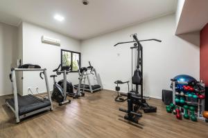 P97 - Novo Bhaus Jardins Oscar Freire Paulista - 9o andar - Vaga de Garagem - Restaurante Galetos no Térreo - Poeta