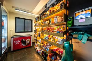 P97 - Novo Bhaus Jardins Oscar Freire Paulista - 9o andar - Vaga de Garagem - Restaurante Galetos no Térreo - Poeta