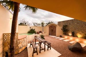 Ubu Villa Lemme with Rustic Mediterranean Style