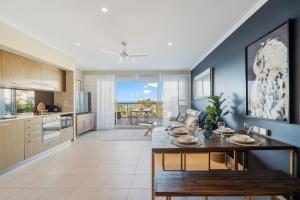 Oceanfront Luxe Suite - Sub Penthouse