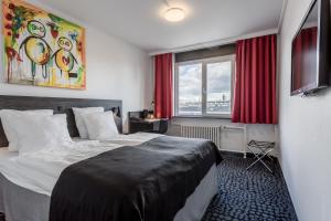 Standard Queen Room room in ProfilHotels Mercur Hotel