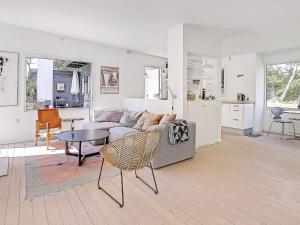 6 person holiday home in Tisvildeleje