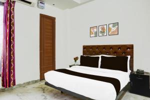 Super Townhouse Johri Enclave Metro Station Formerly Second Home