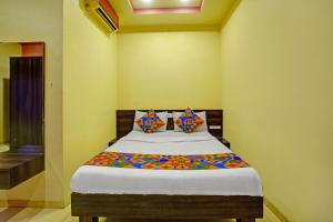 FabHotel Wagholi Inn