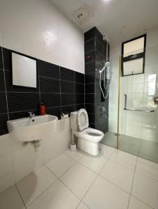 Platino 2BR Paradigm Mall Netflix Youtube BySTAY