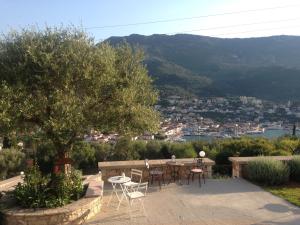 Adastra Ithaca Luxury Suites