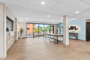 ECHO Suites Extended Stay by Wyndham Sterling