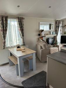 Hares Haven pet friendly sleeps 6