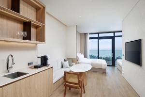 Shillamonogram Gangneung Residence