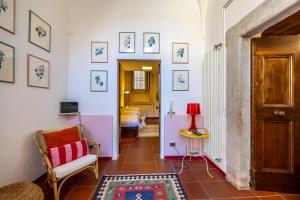 Cozy Corner apartment in Brescia center