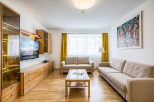 Supreme Two-Bedroom Apartment  room in Vienna Grand Apartments City