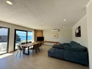 Modern villa with swimming pool and sea view