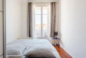 Lovely room in Nice