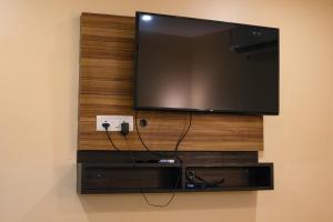 Hotel Aditya International Saheed Nagar